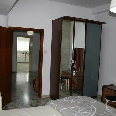 Apartment Oxi Square